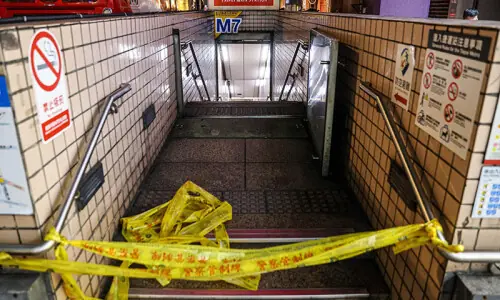 Three killed in Taipei metro attacks, suspect dead