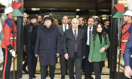 President Zardari reaches Baghdad on official visit, to hold bilateral meetings with Iraqi leadership