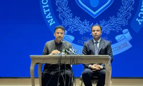 NCCIA busts &lsquo;international cartel&rsquo; involved in $60m cyber fraud, arrests 15 foreigners from Karachi