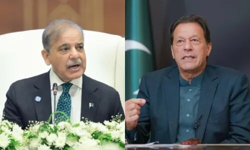 Govt or PTI: Who will blink first on initiating formal talks process?