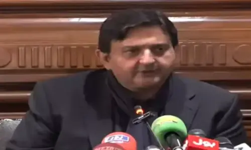 وزیراعلیٰ کے پی کی آمد پر پنجاب اسمبلی میں ہنگامے کی انکوائری رپورٹ سیکیورٹی اداروں کو بھیجنے کا اعلان