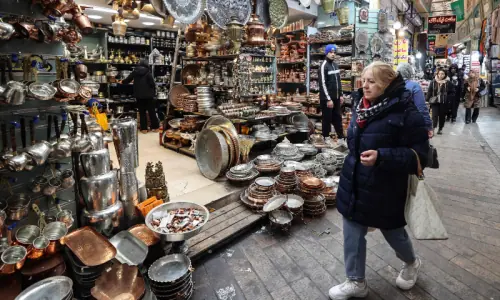 Shopkeepers in Tehran shut stores over economic conditions