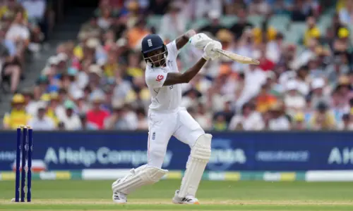 Injured Archer included in England T20 World Cup squad but no place for Smith