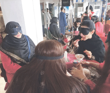 Savouring with smell, touch and taste!