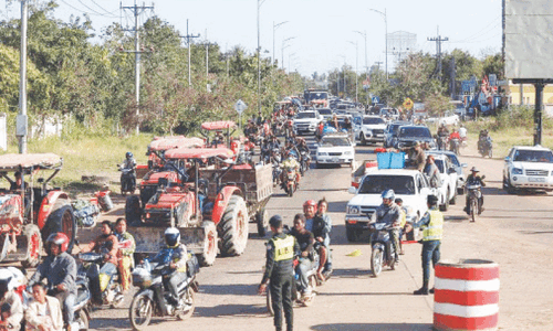 Thailand carries out air strikes in Cambodia