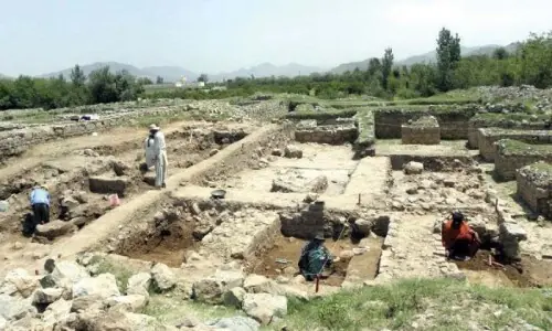 Bhir Mound dig yields yet more ancient artefacts Bhir Mound dig yields yet more ancient artefacts