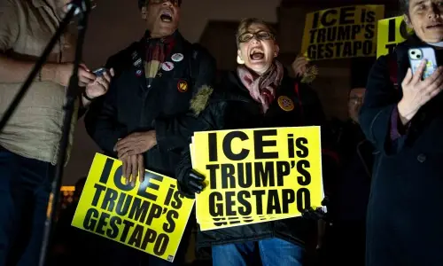 In pictures: Anger in US over woman’s killing by immigration officer In pictures: Anger in US over woman’s killing by immigration officer