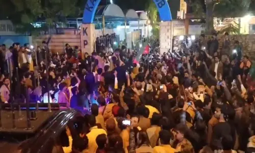 &lsquo;Democratic traditions still alive in Sindh&rsquo;: KP CM Sohail Afridi rallies PTI support base in Karachi for street movement