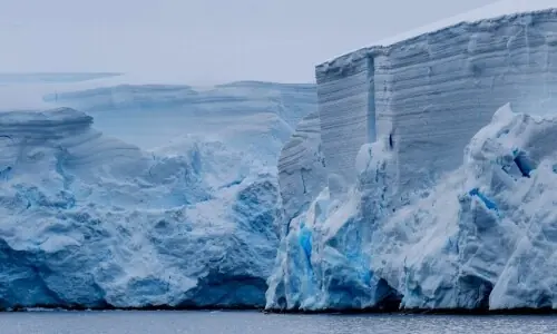 New map uncovers hidden terrain beneath Antarctic ice