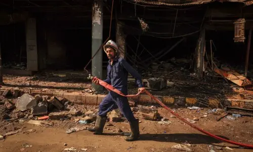 Death toll of fire at Karachi&rsquo;s Gul Plaza reaches 28