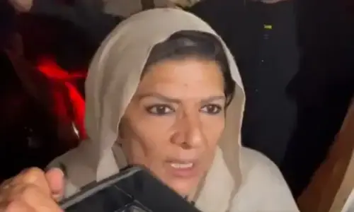 PTI moves IHC for meetings with Imran, claims several injured after police action against Pindi rally