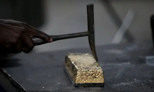 Gold, silver and platinum extend record‑setting rally