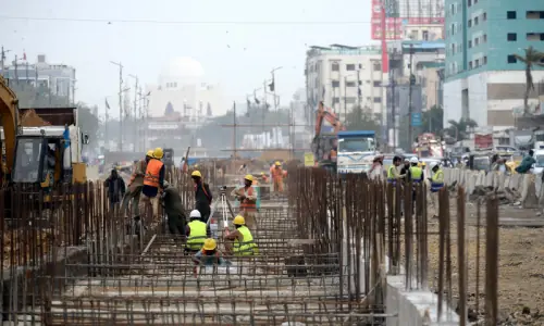 CM Murad approves Rs21.5bn for Karachi infrastructure upgrades, including Rs13bn for improving roads