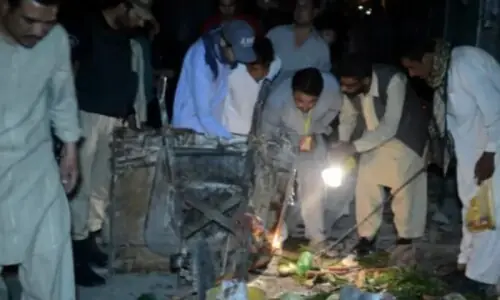 5 killed, 10 injured in suicide blast at peace committee member&rsquo;s residence in KP&rsquo;s DI Khan