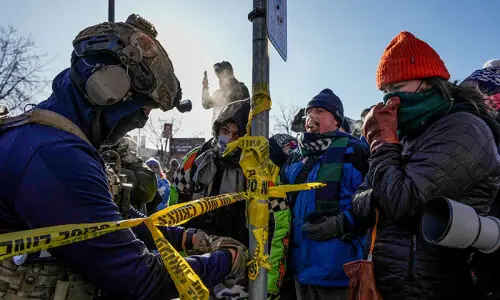 Federal agents fatally shoot second person in Minneapolis amid immigration crackdown