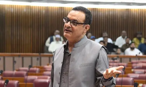 MNA Noor Alam Khan says bureaucrats should also be barred from holding dual nationality