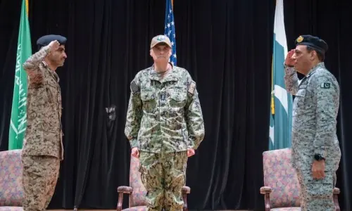 Pakistan Navy takes over command of combined task force