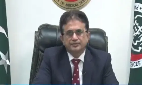 Imran&rsquo;s procedure completed &lsquo;smoothly&rsquo;, vitals remained &lsquo;stable&rsquo;: Pims executive director