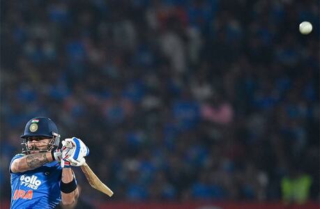 Kohli hits 93 as India edge New Zealand in ODI opener Kohli hits 93 as India edge New Zealand in ODI opener