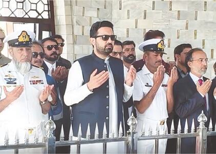 CM Afridi visits Quaid’s mausoleum CM Afridi visits Quaid’s mausoleum