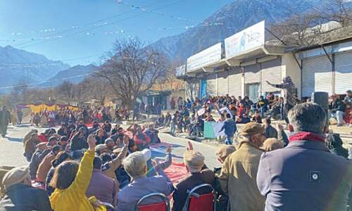Protesters block KKH over delay in water supply project Protesters block KKH over delay in water supply project