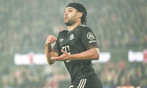 Bayern beat Cologne to set Bundesliga record Bayern beat Cologne to set Bundesliga record