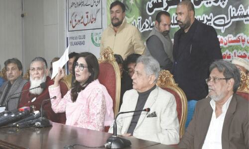 Prime minister urged to ensure free, fair PHF elections