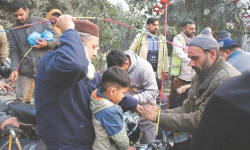 Punjab govt begins installing safety rods on bikes in Lahore