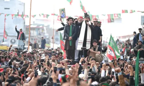 CM Afridi vows to continue struggle for Imran’s release CM Afridi vows to continue struggle for Imran’s release