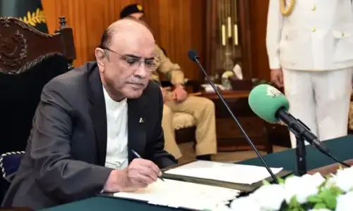 President Zardari says Afghan Taliban have created situation &lsquo;similar to or worse than pre-9/11&rsquo;