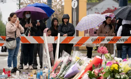 9 killed in Canada mass shooting that targeted school, residence: police