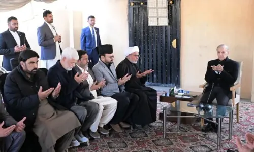 PM announces compensation for those martyred, injured in suicide attack on Islamabad imambargah