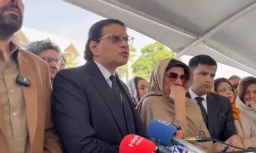 &lsquo;State has committed a crime against Imran&rsquo;: Opposition lashes out over party founder&rsquo;s reported vision loss