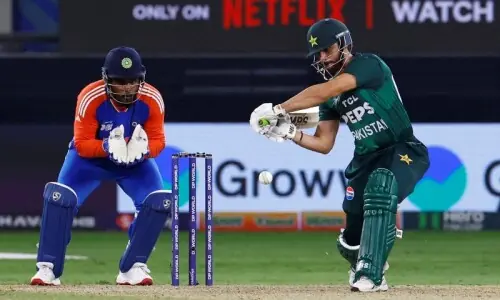 Boycott averted, Pakistan and India set for World Cup blockbuster Boycott averted, Pakistan and India set for World Cup blockbuster