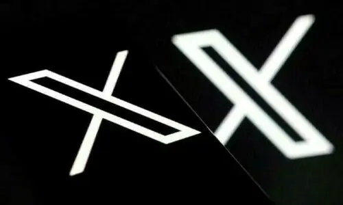 X recovers from &lsquo;brief&rsquo; global outage