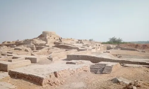 A train journey into the silence of Mohenjo-Daro, where time still breathes