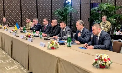Moscow, Kyiv meet for talks after fresh attacks Moscow, Kyiv meet for talks after fresh attacks