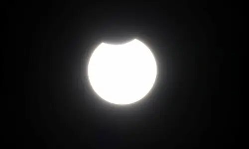 Annular solar eclipse seen over Antarctica Annular solar eclipse seen over Antarctica