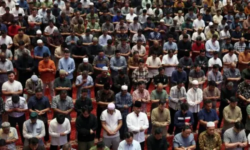 In pictures: Ramazan traditions from around the Muslim world