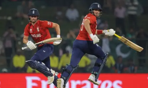 Brook&rsquo;s phenomenal ton helps England seal victory against Pakistan in crucial Super Eight fixture