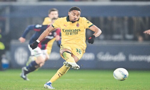 AC Milan close gap on Inter after 3-0 win at Bologna AC Milan close gap on Inter after 3-0 win at Bologna