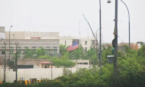 Protests erupt near US Consulate in Karachi; protesters clash with law enforcement