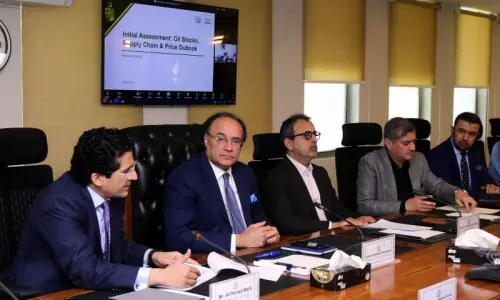 Pakistan’s stocks of petroleum products at ‘comfortable levels’, committee told Pakistan’s stocks of petroleum products at ‘comfortable levels’, committee told