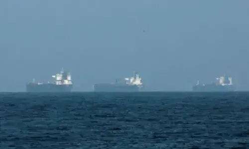 Industry questions fuel price surge despite &lsquo;old stocks&rsquo; amid Middle East conflict