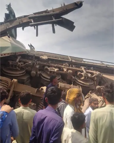 Railway worker dies, several injured as Shalimar Express, goods train collide