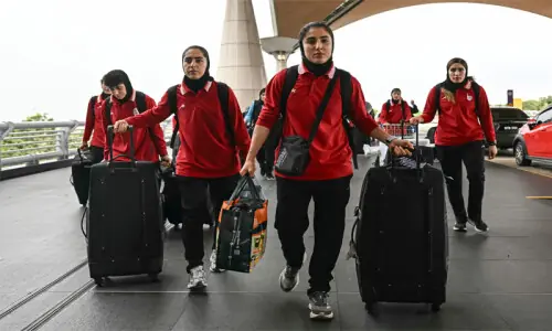 Iranian women’s football team begins journey home after players decline asylum Iranian women’s football team begins journey home after players decline asylum
