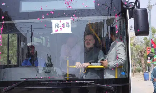 Another route of e-bus service launched in Karachi