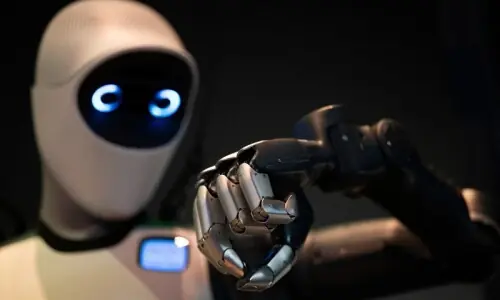 Macau woman hospitalised after being startled by humanoid robot