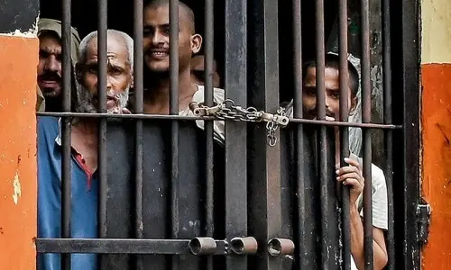 Over 400 prisoners set free ahead of Eid across KP