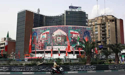 War Diary Day 23: US ultimatum pushes war to the brink